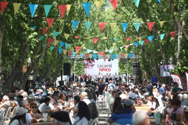 Colonia Caroya: Unas 12 mil personas en la Fiesta del Salame