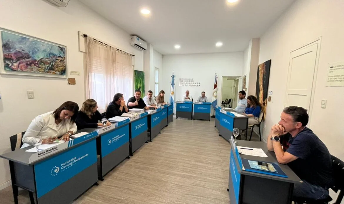 Alta Gracia regula el transporte por aplicaciones digitales