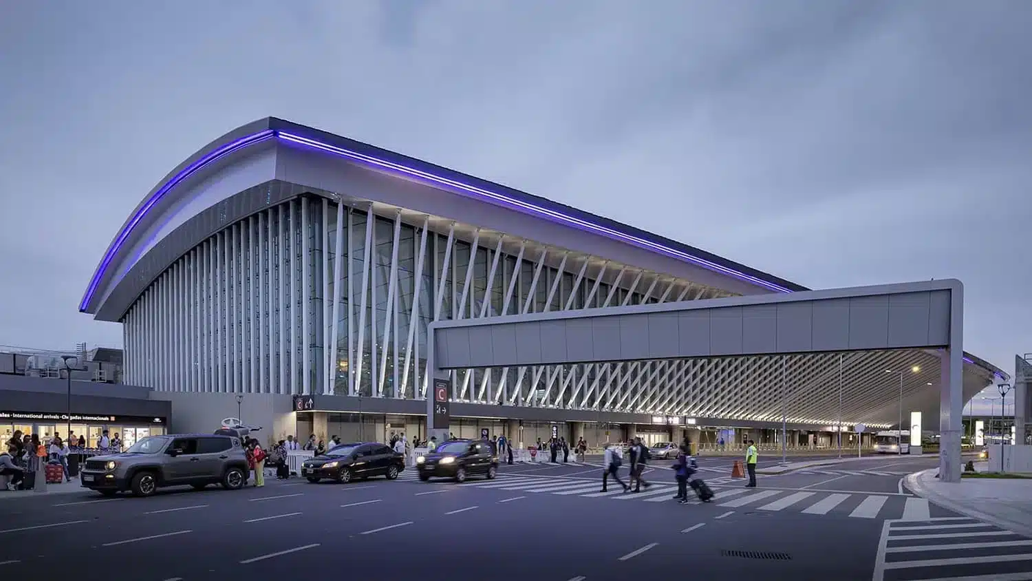 Anunciaron una inversión de USD 500 millones para modernizar 13 aeropuertos en todo el país  