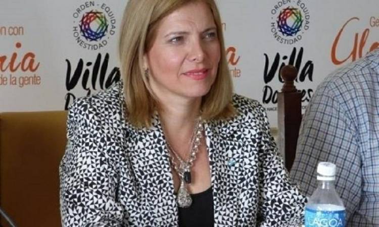 Gloria Pereyra retuvo Villa Dolores