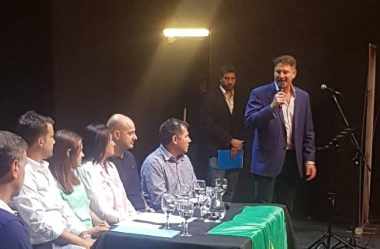 El Gobierno de Llaryora le dará una fuerte participación a los Centros Vecinales