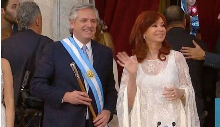 Asumió Alberto Fernández y convocó a "la unidad de toda la Argentina en pos de un nuevo contrato ciudadano social"