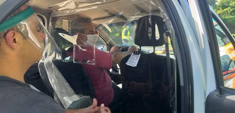 Presentan dispositivo en Mendiolaza para proteger a pasajeros y choferes de remis y taxis