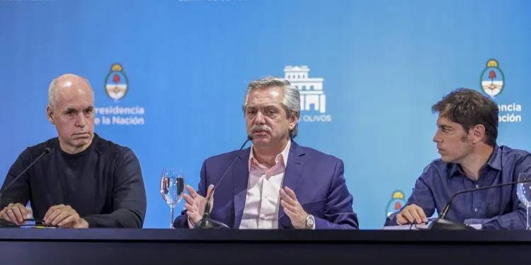 Fernández, Kicillof y Rodríguez Larreta analizan este lunes volver a la Fase 1