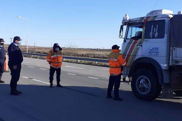 Intensifican controles en ruta 9 en las vías de acceso a Villa María y Marcos Juárez. 