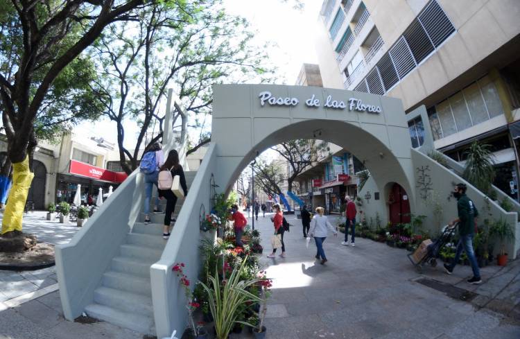 El Paseo de las Flores recuperó su mirador