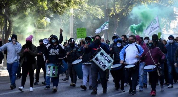 Detienen a cuatro empleados del SUOEM por actos de violencia