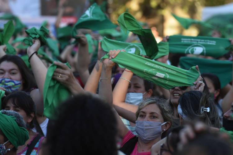 Urgente: Diputados aprobó el aborto legal