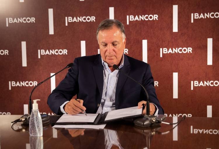 Firmaron un acuerdo Bancor y el Ministerio de la Mujer