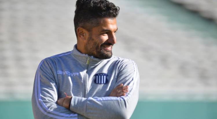 Javier Gandolfi, jugador de Talleres, se retira anticipadamente del fútbol.