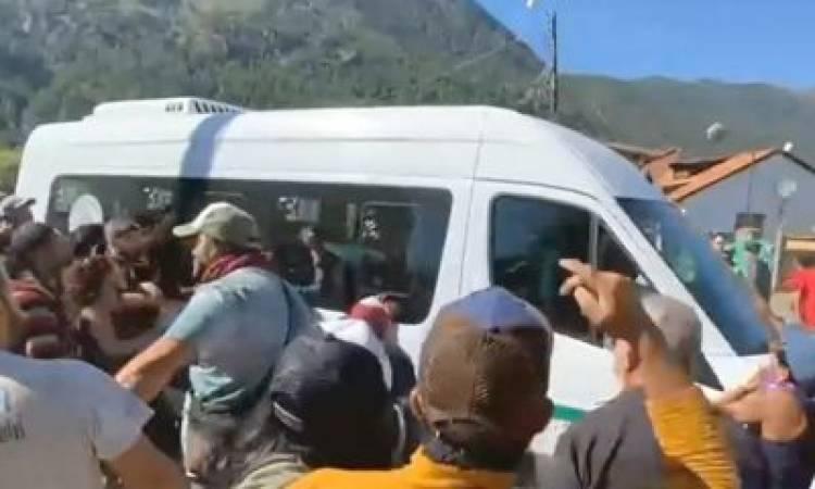 Incidentes en visita presidencial a la zona de incendios en la Patagonia