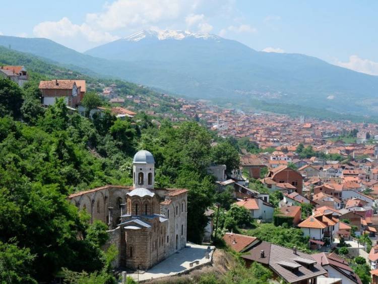 ¿Cuál es la mejor época para viajar a Kosovo?