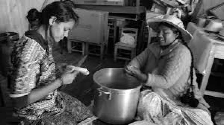 Capilla del Monte: Y  Cecilia para Cuando??