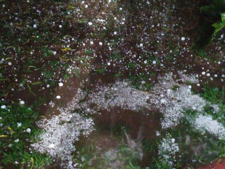 Granizo en la madrugada de Sampacho