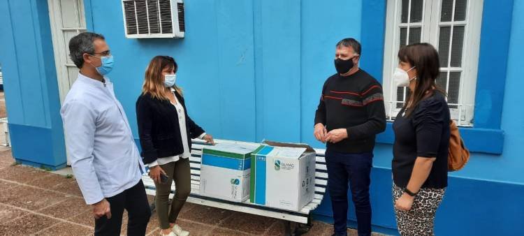 Intendente dona aparatología y presta mobiliario para pelearle el Covid
