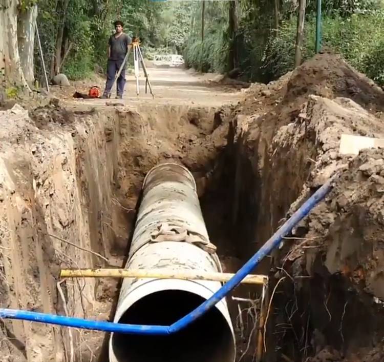 Avanza la obra de saneamiento cloacal en Sierras Chicas