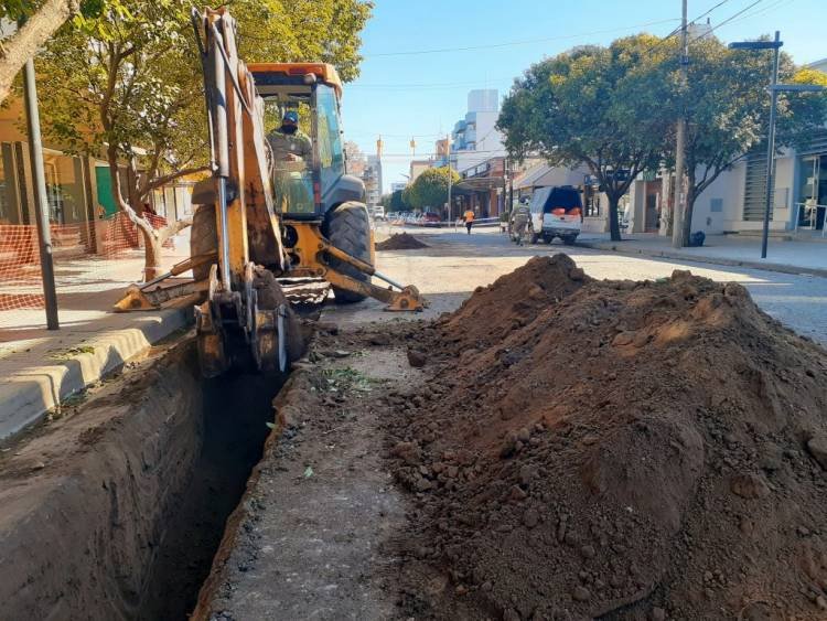 Comenzaron los trabajos de remodelación completa del casco céntrico