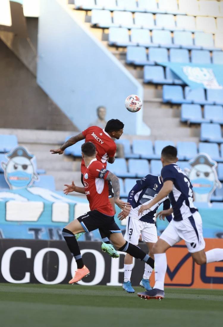 Gran triunfo de Belgrano para sumarse a la pelea del ascenso 