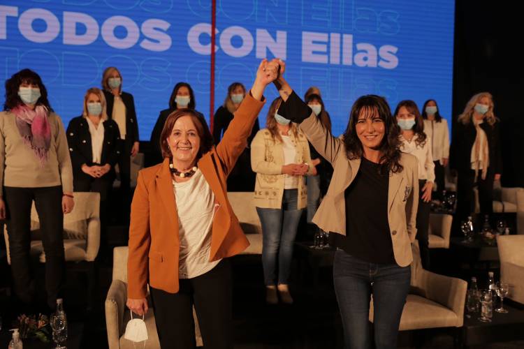 Más de 2mil mujeres acompañaron a Vigo y De la Sota en un acto virtual