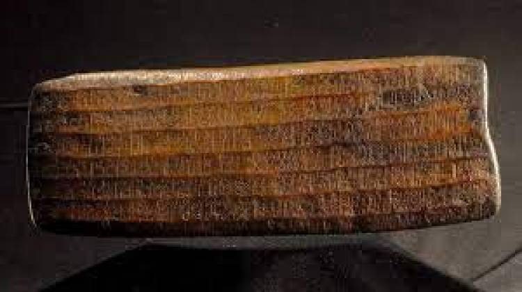 EL MISTERIO DE LAS TABLILLAS RONGORONGO