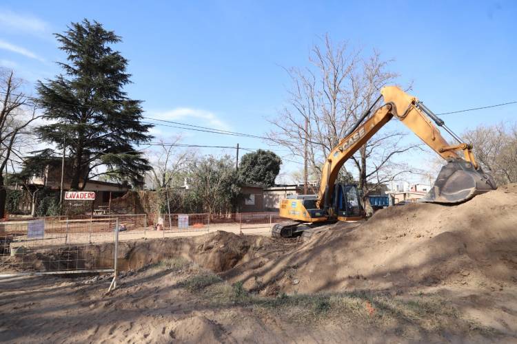 Gran progreso de la obra de redes cloacales