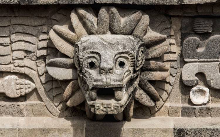 La leyenda del maíz y del Dios Quetzalcóatl, la Serpiente Emplumada