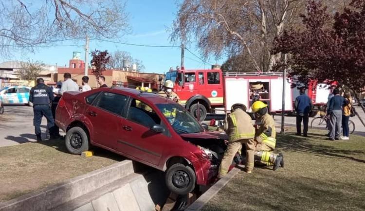 En un día, hubo tres accidentes  con tres mujeres heridas