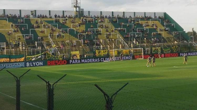 Vuelve el público: Habrá lugar para 6 mil hinchas para el partido de  Talleres ante Defensa