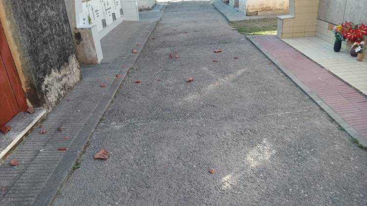 Jesús María: vandalizaron un cementerio