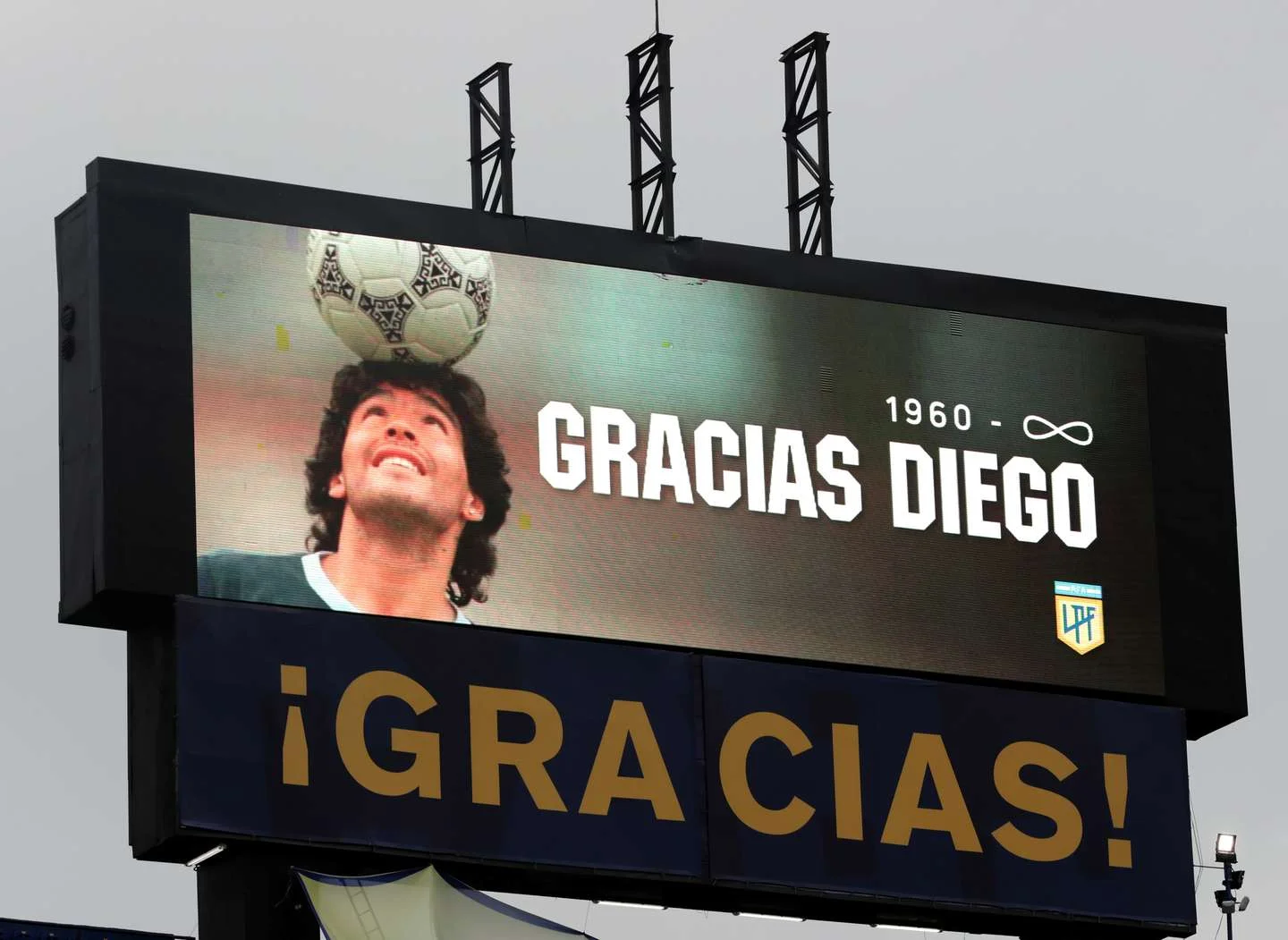 Habrá homenaje a Diego en todas las canchas 