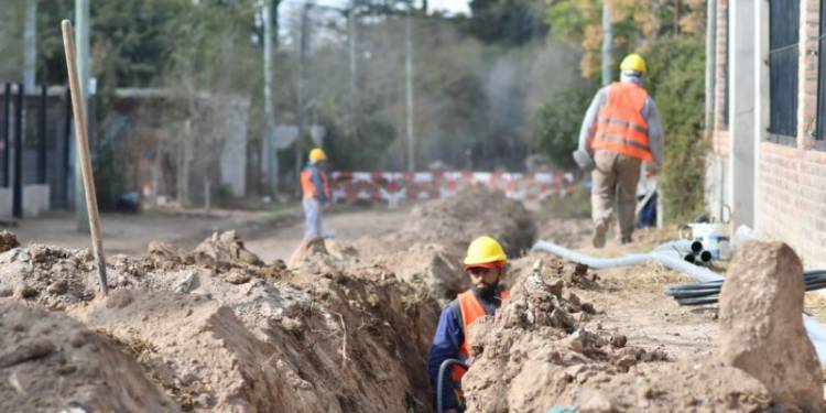 Más de mil vecinos de la Cooperativa 6 de agosto podrán acceder al agua potable