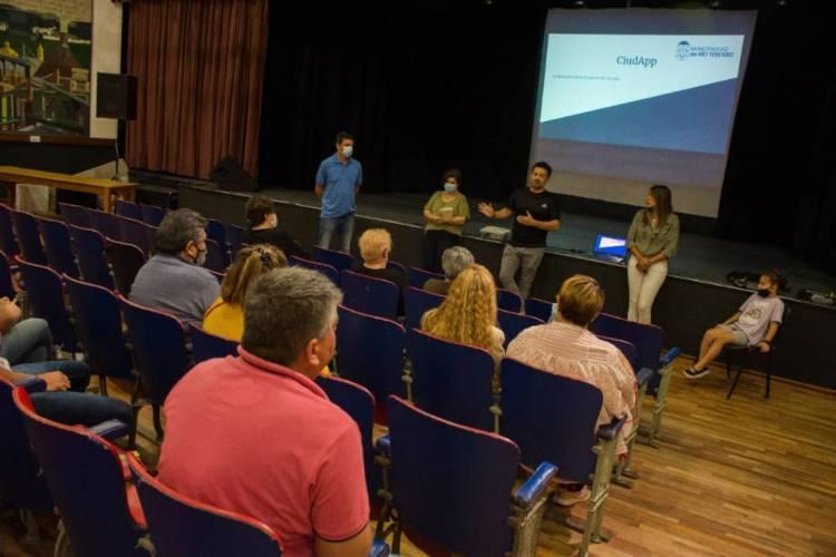 Presentaron la aplicación municipal CiudAp