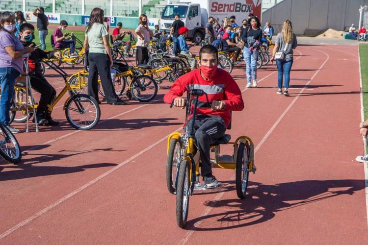 Entregarán mil bicis adaptadas en el Kempes