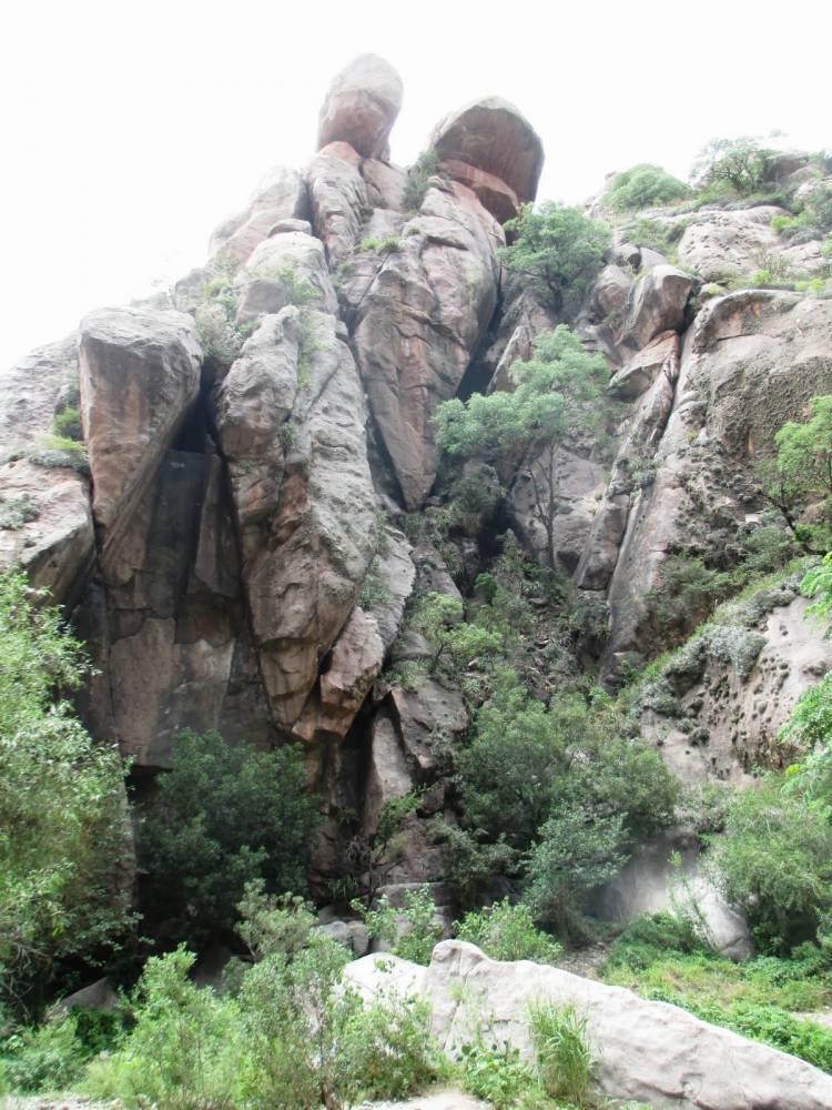 Paso del indio y Paseo de los Mogotes , lugares de ensueño de Capilla.