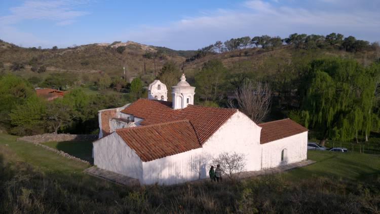 Lugares para conocer: Capilla de Candonga