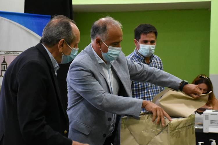 Santa Rosa: Más de 9 mil habitantes se beneficiarán con la obra de saneamiento cloacal