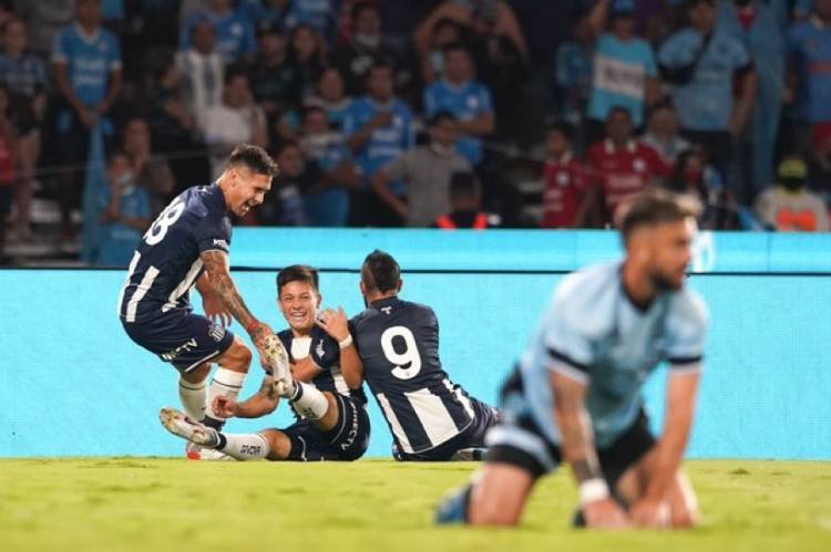 Talleres se quedó con el clásico 
