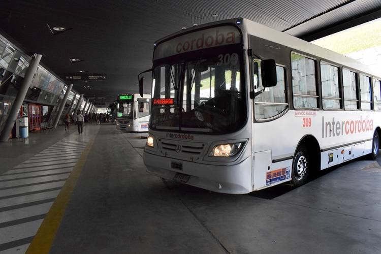 Vuelve el servicio de transporte desde la ciudad de Córdoba hasta la cárcel de Bouwer