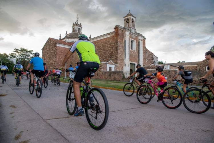 A pedalear: Llega una nueva edición del Bicitour Nocturno