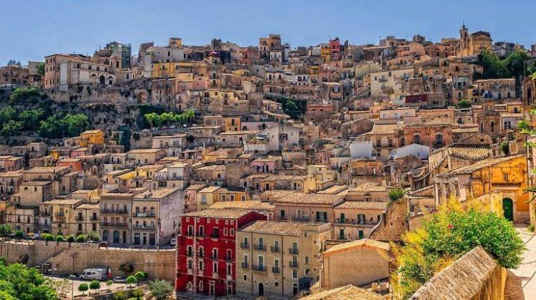 El pueblo siciliano que estará habitado por familias argentinas