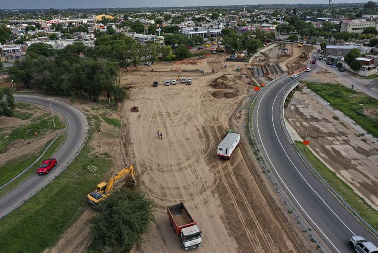 A buen ritmo avanza la obra de alto nivel que conectará Villa El Libertador y Circunvalación