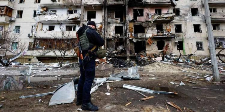 Intensa defensa de Kiev  hasta con luchas cuerpo a cuerpo