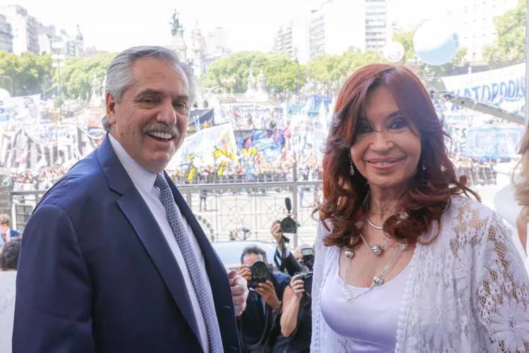 El Presidente anunció la creación de un plan de desarrollo basado en “Nueve Misiones Industrializadoras”