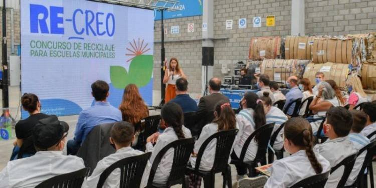 Los estudiantes que más reciclen tendrán premios