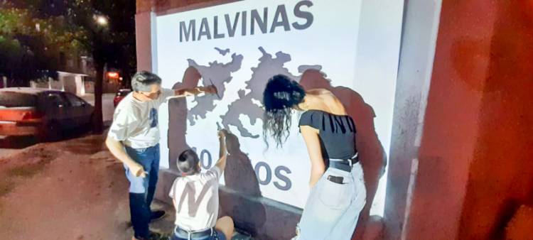 Inauguran hoy el primer mural interactivo Malvinas 40 años