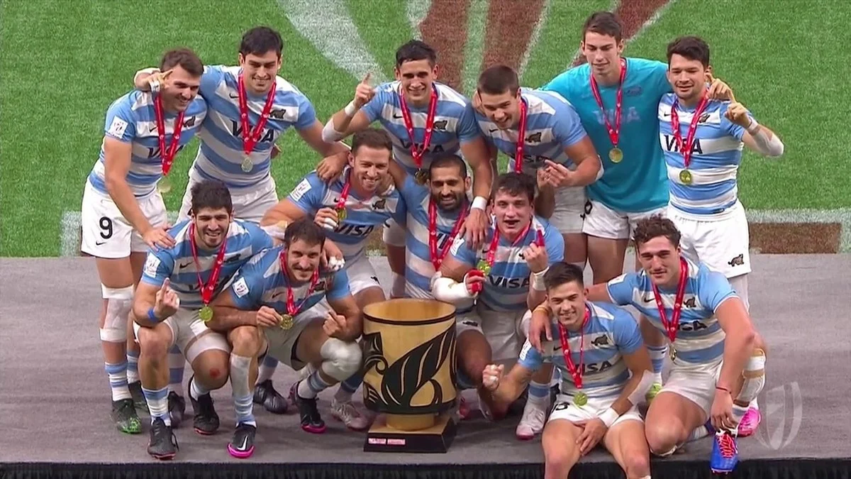 Los Pumas en su versión siete, en lo más alto