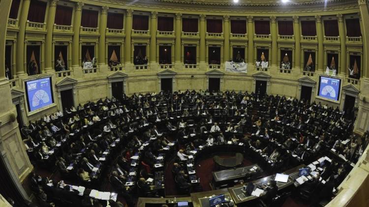 Compre Argentino: una ley para favorecer a las empresas locales en las licitaciones públicas