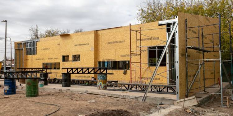 Gran avance de la obra del Primer Jardín Maternal construido por el Estado Municipal 