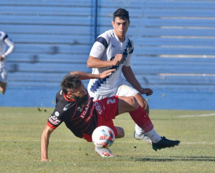La Gloria dejó escapar puntos claves