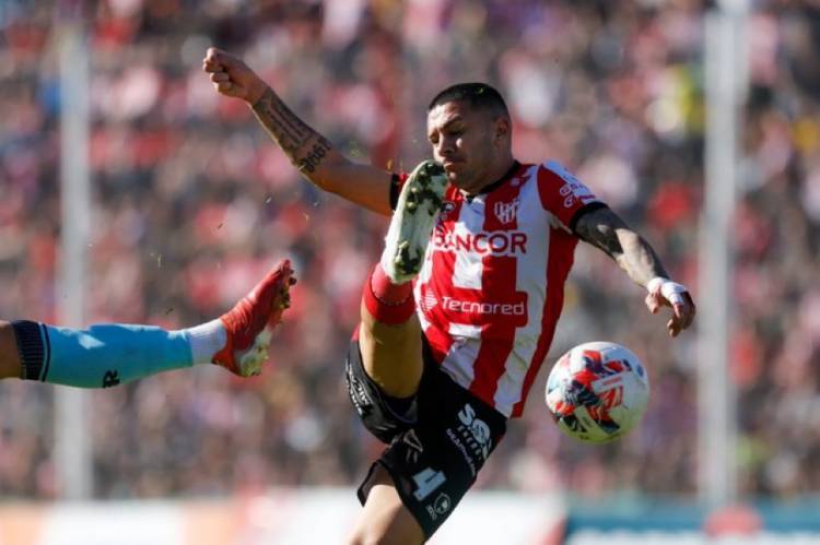 A la Gloria se le siguen escapando los puntos 